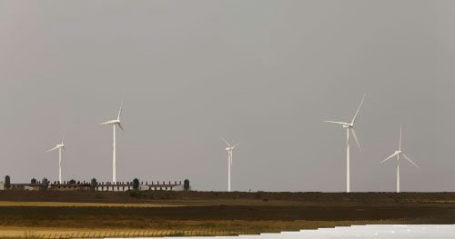 促就業(yè) 降排放 西班牙1.8億歐元補(bǔ)貼可再生能源項目